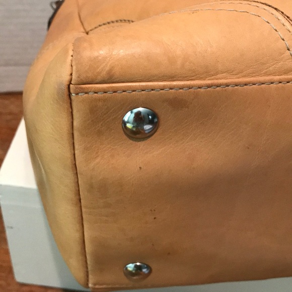 Coach “Hampton” Large Tan Cowhide Leather Satchel - Picture 13 of 16